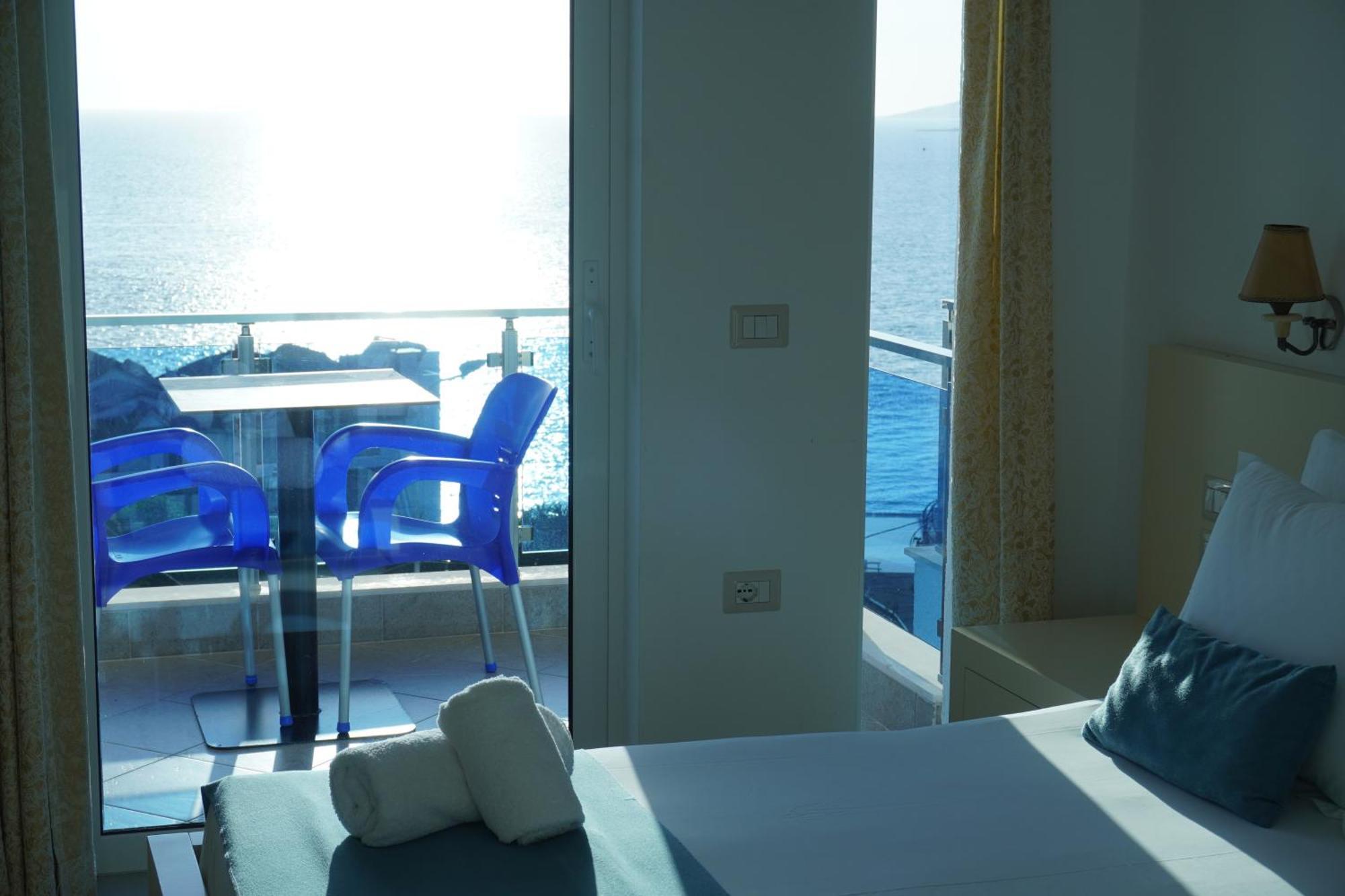 Hotel Agel Саранда Екстер'єр фото